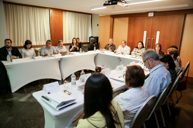 Consultora do Senac Ceará apresenta resultados dos Planos Diretores de Beleza e Moda na Reunião do Núcleo Nordeste