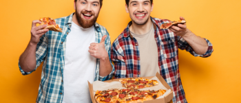 APRENDA NOVAS RECEITAS NO SENAC RIOMAR PARA CELEBRAR O DIA DA PIZZA