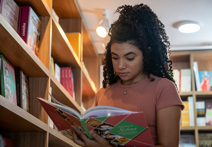 Três dicas para presentear com Bazar de Natal da Livraria Senac Ceará