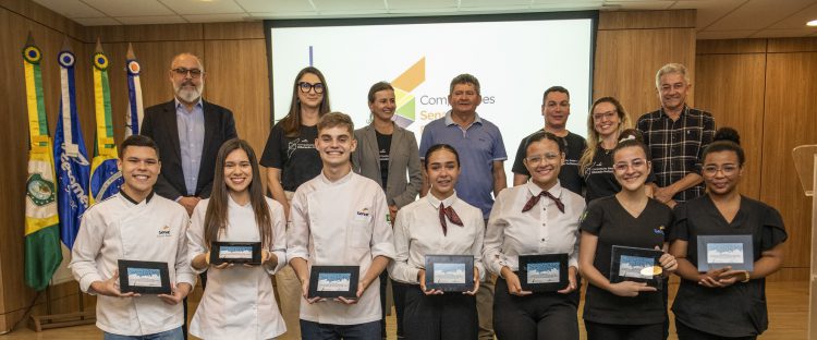 Três mulheres representam o Ceará na etapa nacional das Competições Senac de Educação Profissional