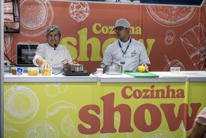 Sistema Fecomércio promove oficinas e apresentações culturais na Feira Fama