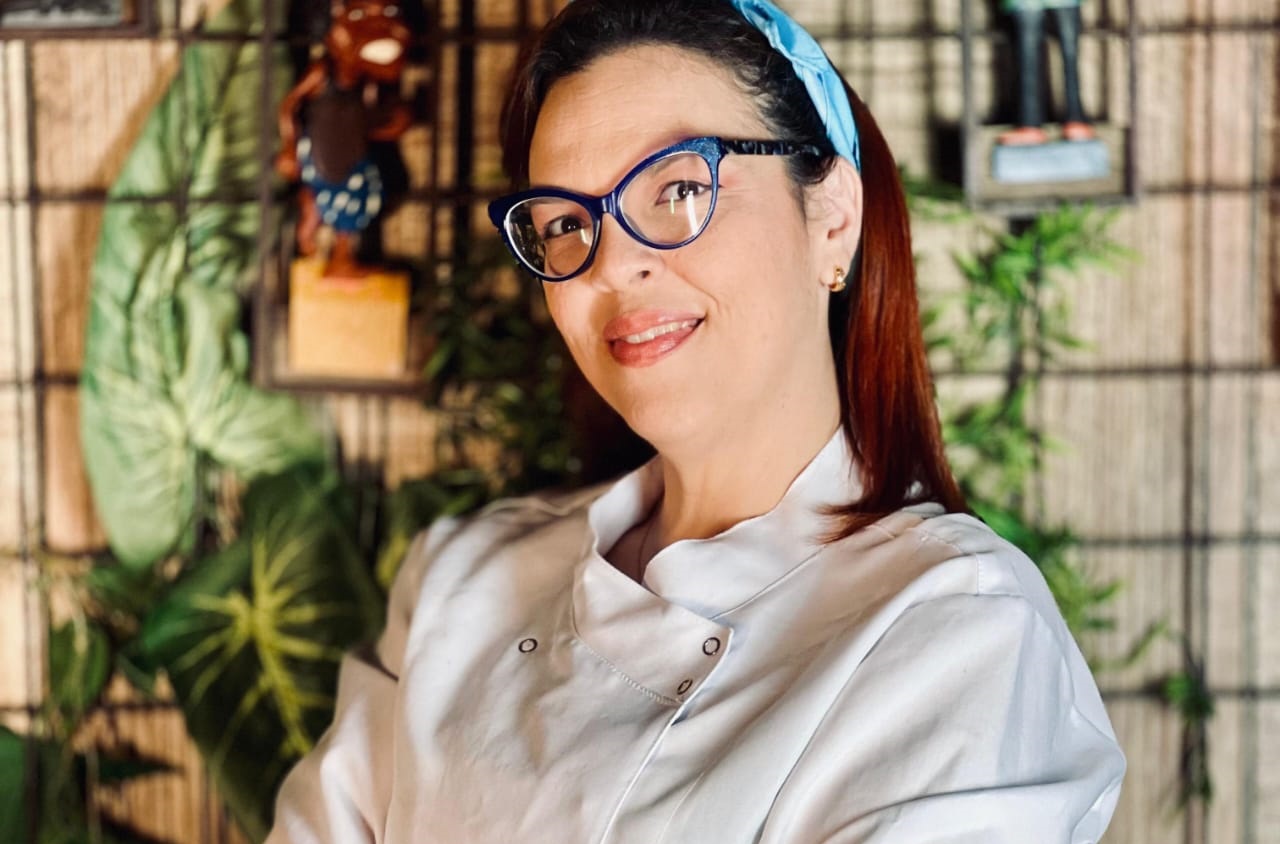 Batalha de Temperos: Da transição de carreira à competição em reality show de Gastronomia